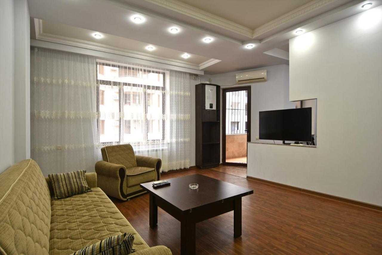 Rent Inn Yerevan On Arami Street Dış mekan fotoğraf