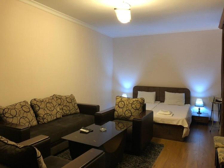 Rent Inn Yerevan On Arami Street Dış mekan fotoğraf